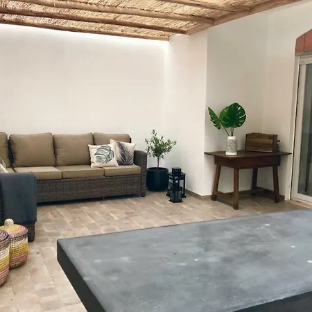 Ria Sunset House Holiday home *